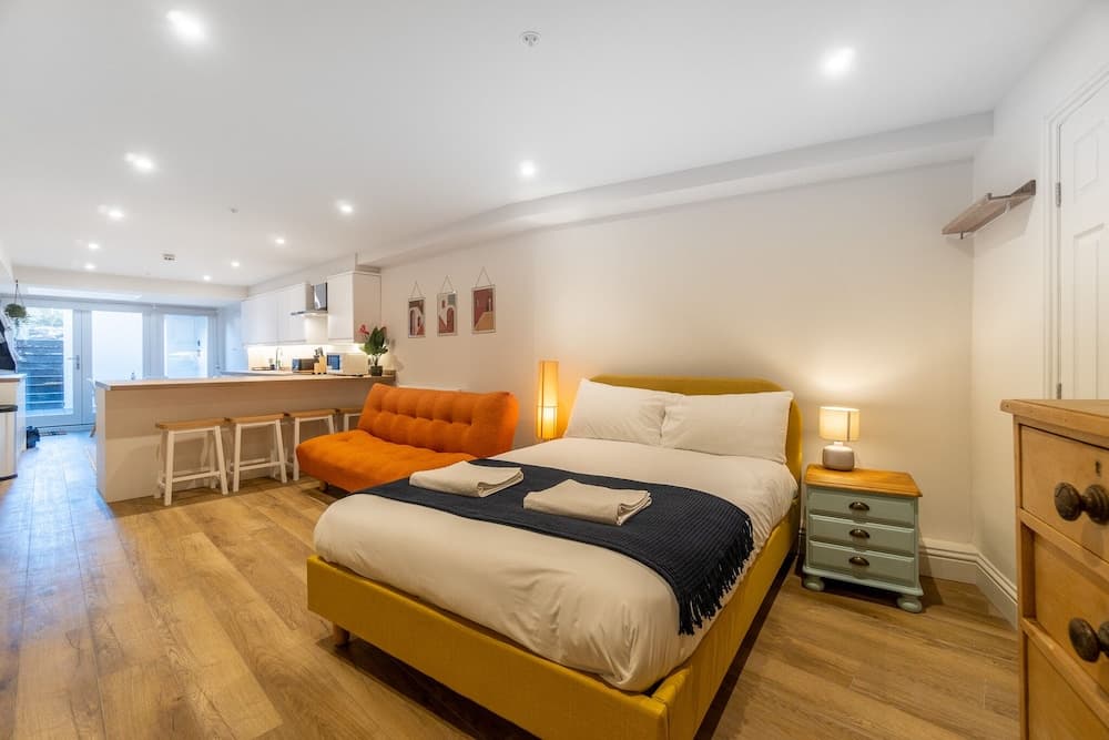 Narrow Studio By My Getaways