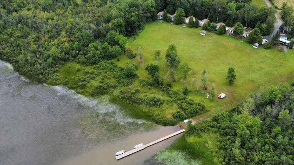 Staying by the Lakeside Cottages