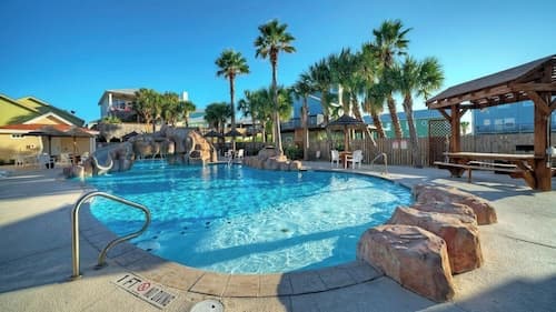 Isla View by Avantstay Resort Pool, Near Beach