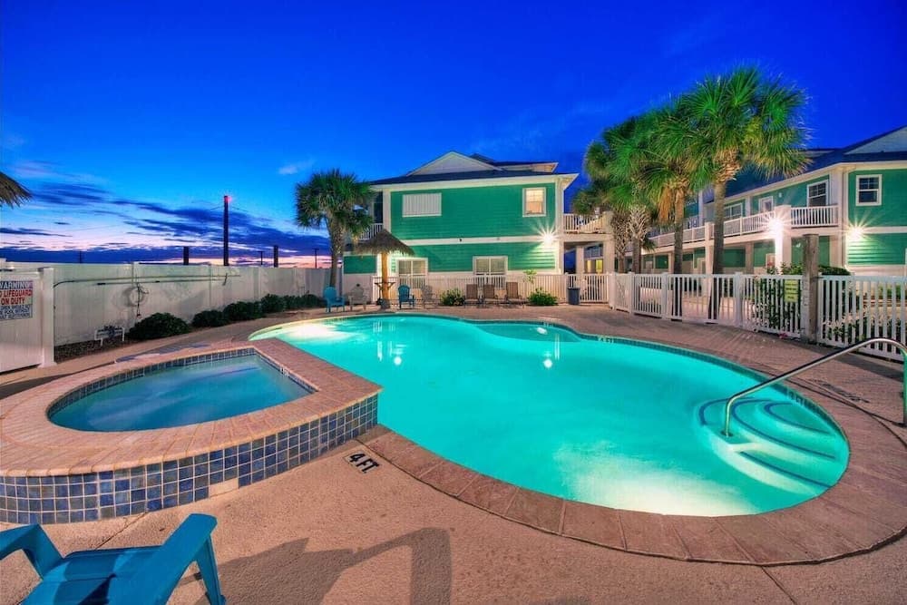 19th Wave by Avantstay Dune Views + Shared Pool