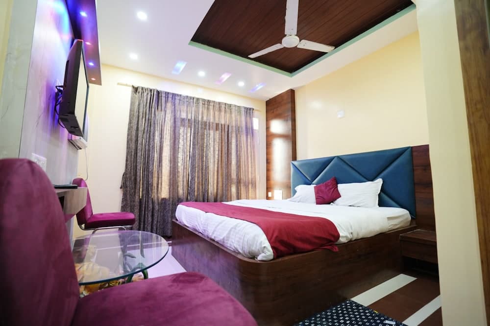 Goroomgo Ashray Puri