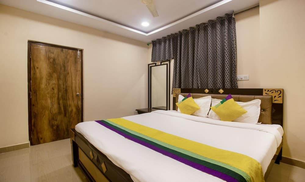 Itsy Hotels Yogeshwara Grand