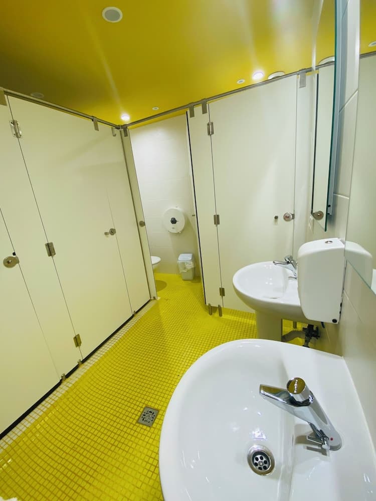 We Street Hostel - Albergue Juvenil