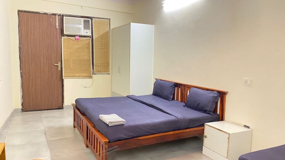 GoBravo Dev Palace & Studio Apartments