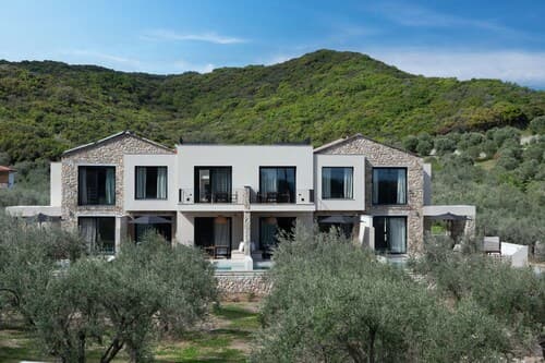 Olivera Suites Sarti
