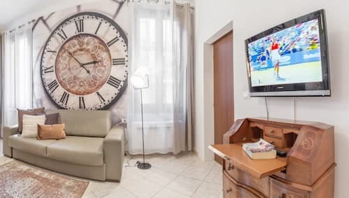 Venice Grand Canal Style Apt 1 by Wonderful Italy