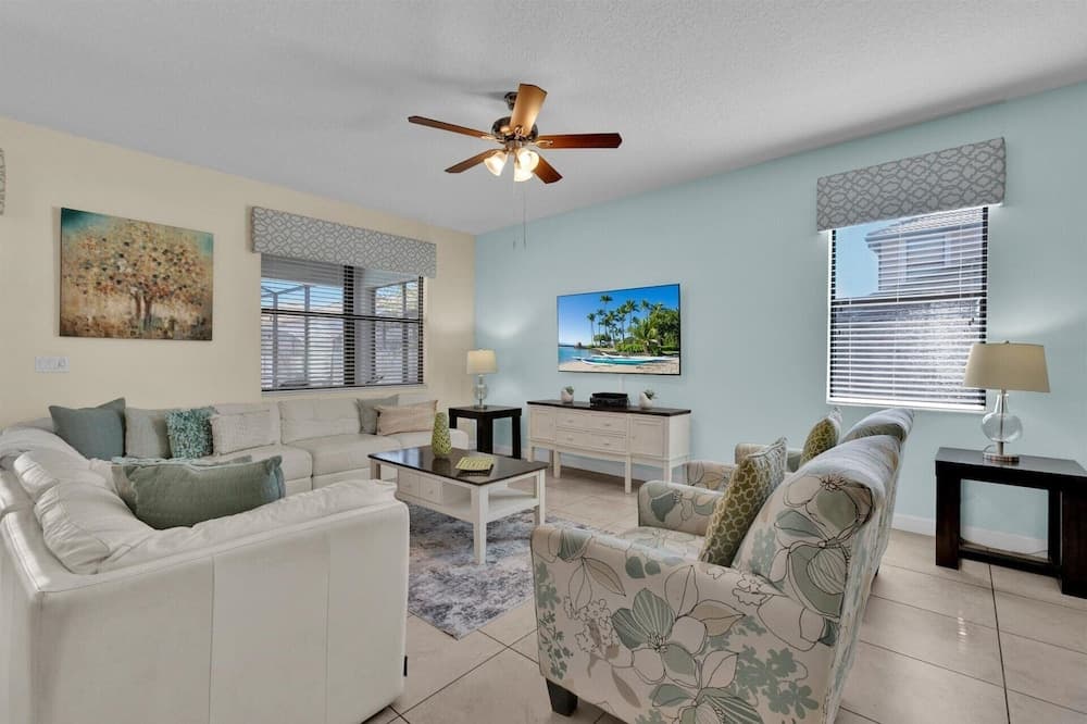 1470 Rolling Fairway Drive