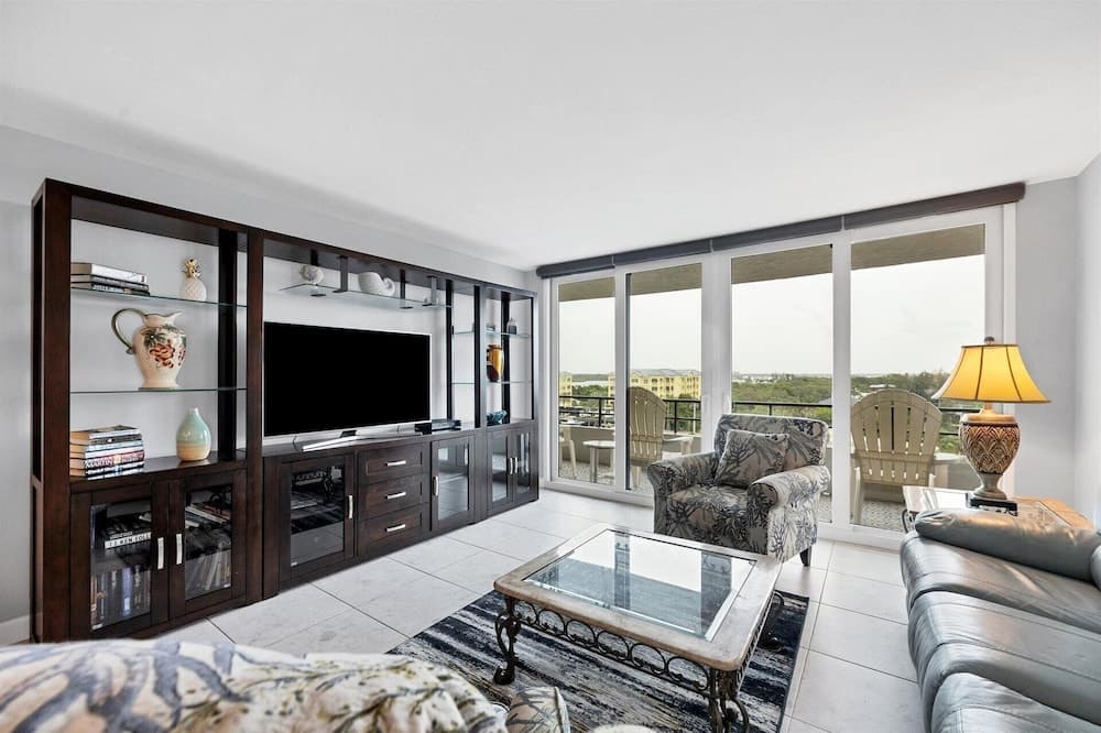 6415 Midnight Pass Road Unit 805
