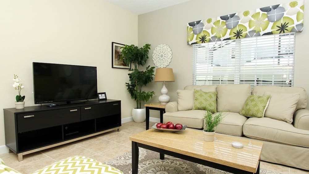 8980 Majesty Palm Road