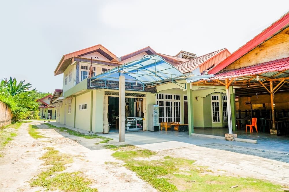 OYO Life 2745 Nabeza House