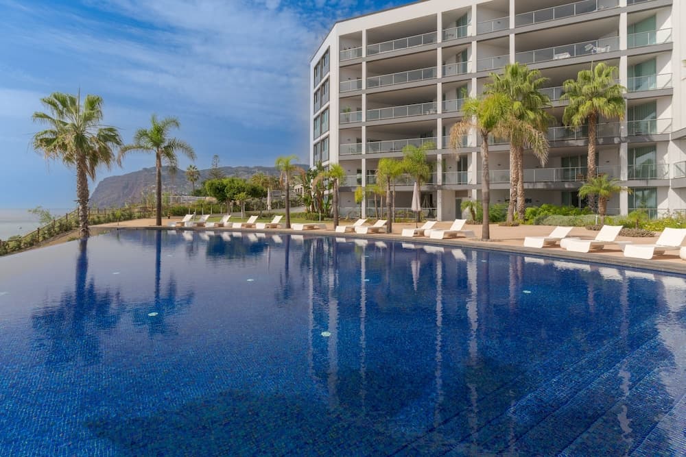 Madeira Palace Ocean Sounds