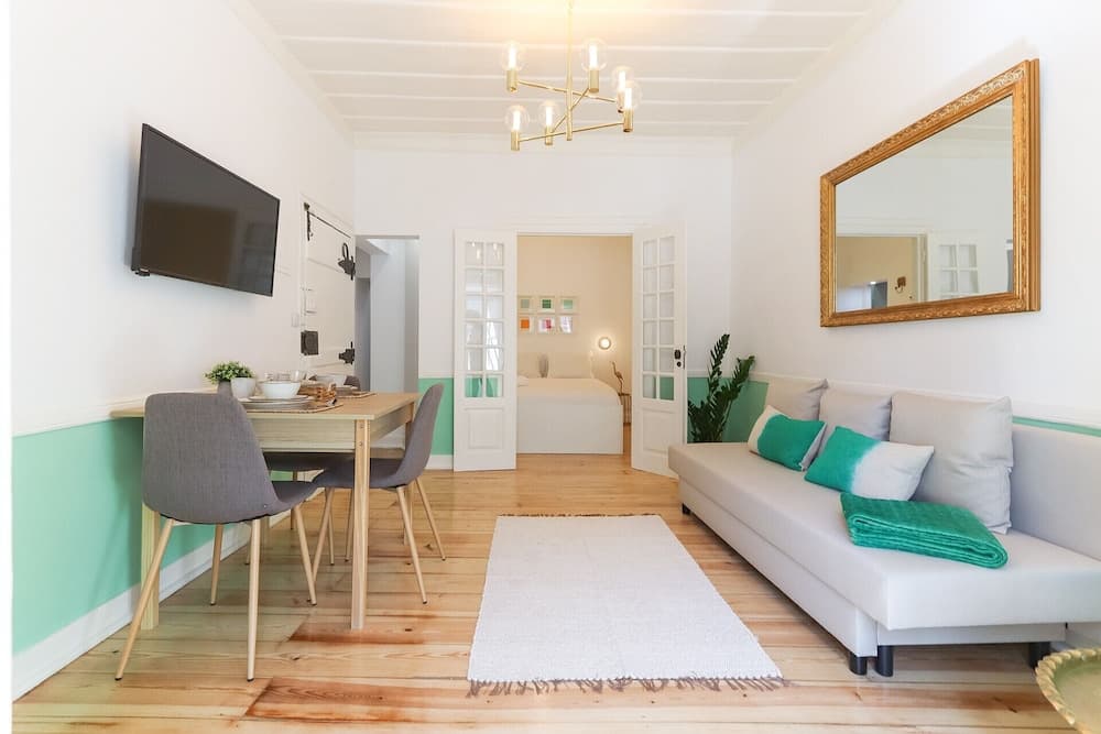 Castelo Premium II by Homing