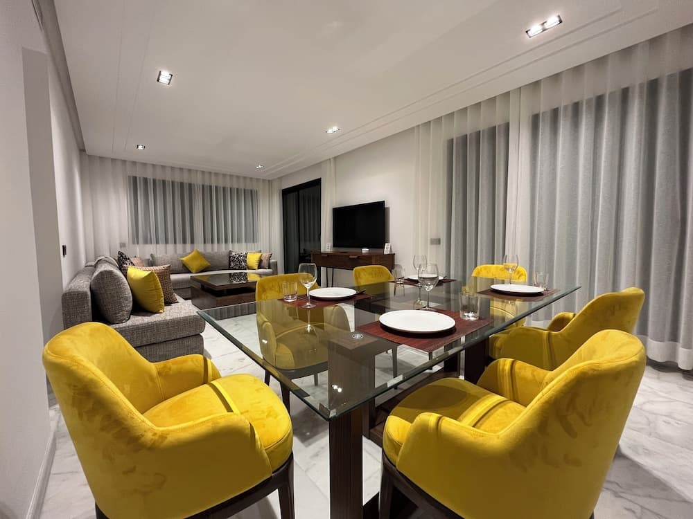 Les Joyeux Luxury Suites & Appart