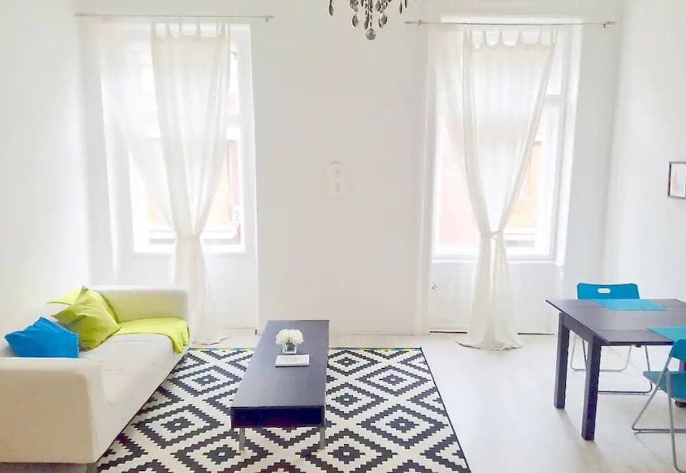 Bright and Cozy - city center