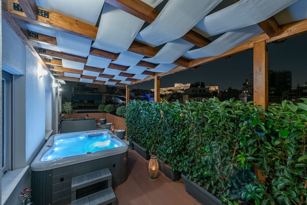 Acropolis Divine Penthouse