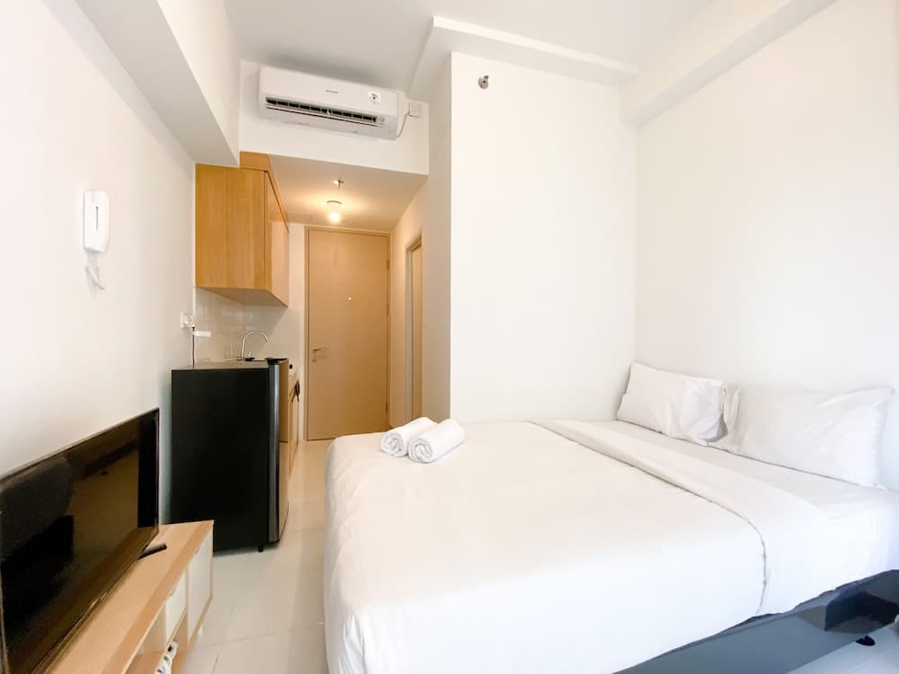 New Furnished And Cozy Studio Tokyo Riverside Pik 2 Apartment