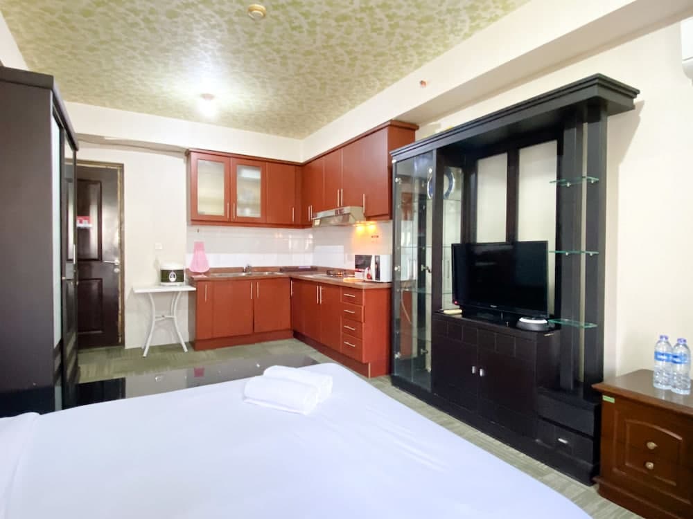Good And Cozy Studio At Metropark Condominium Jababeka Apartment