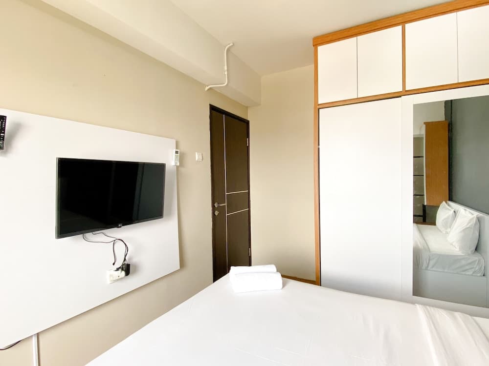 Cozy Stay 1Br At Mont Blanc Bekasi Apartment