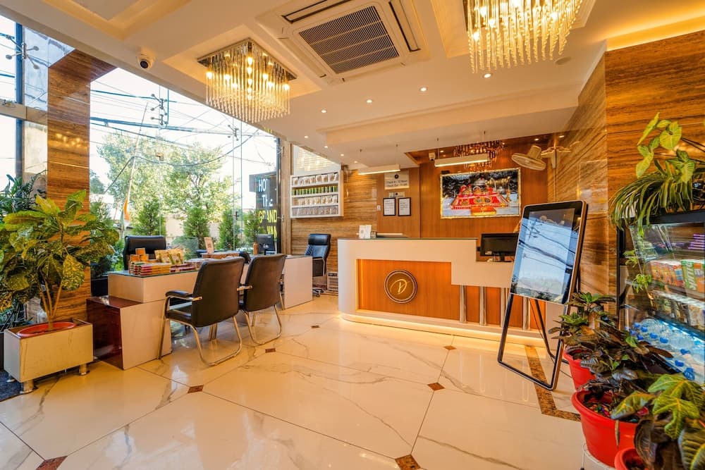 Hotel The Grand Dewan