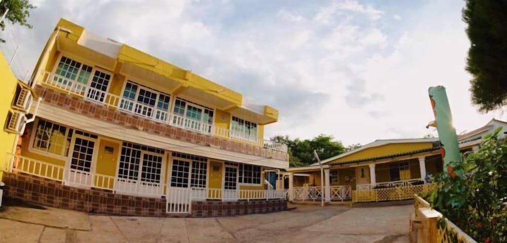 Hotel Campestre Dorado SAI