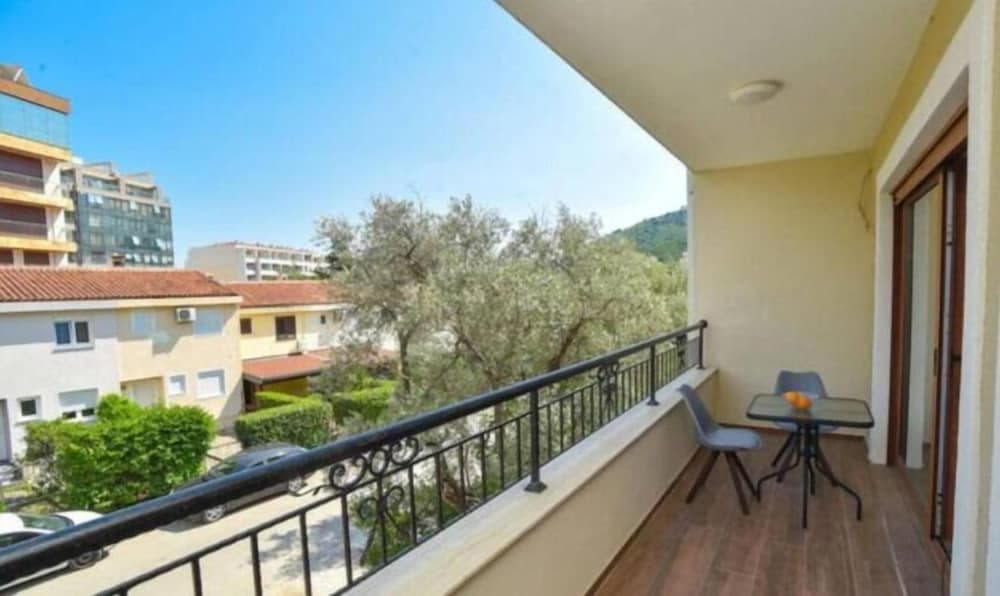 Konaklama yerinin ön cephesi