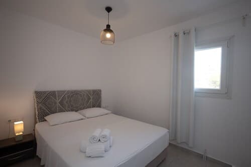 Ginger Gold Apt Getaway with Shared Pool