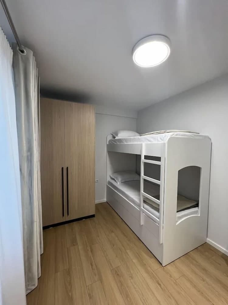 Deluxe 2 Apartment