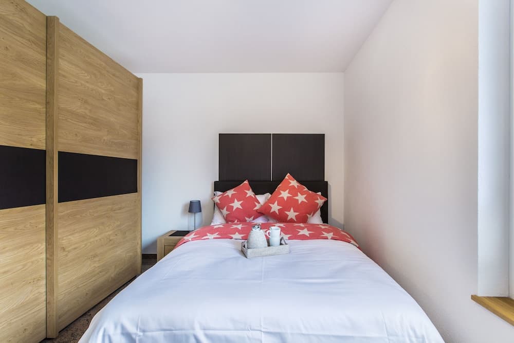 Nest - Stampfenbachstrasse