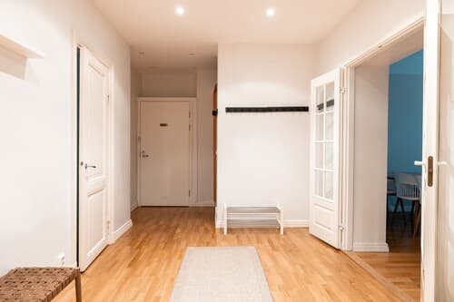 2ndhomes Top Floor 3BR Apartment w Sauna