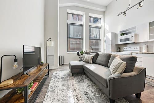 Cincinnati City Club Apartments by Airriva