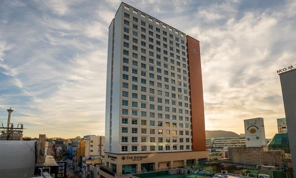 Radiant Nampo Hotel