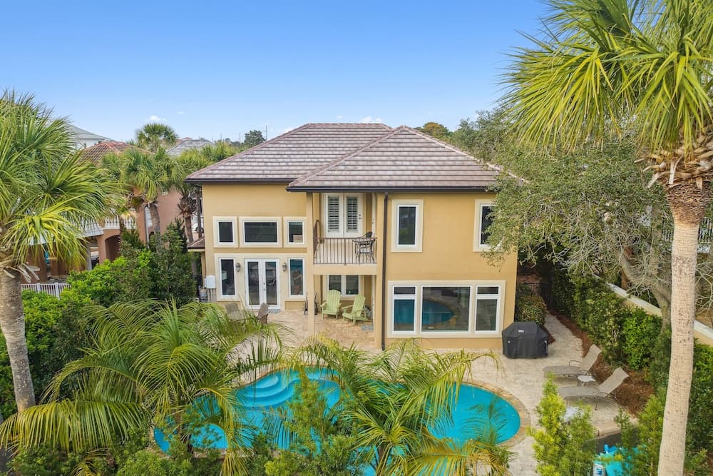 Destiny East - Villa Ciao Bella