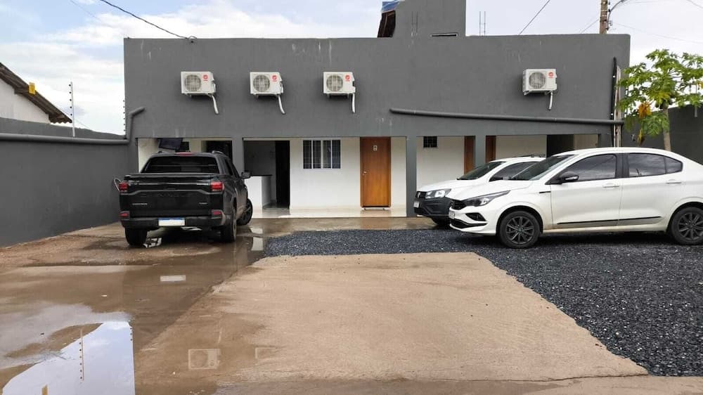 CRYPTOS HOTEL