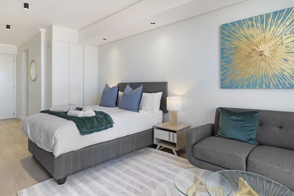 Ellipse Waterfall 3902