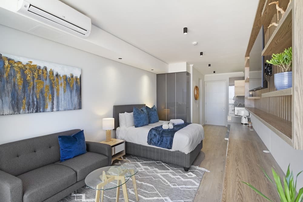 Ellipse Waterfall 31001