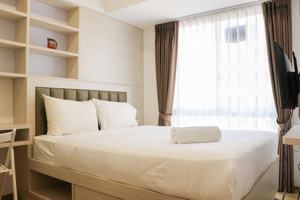 Good And Comfy 2Br Tokyo Riverside Pik 2 Apartment