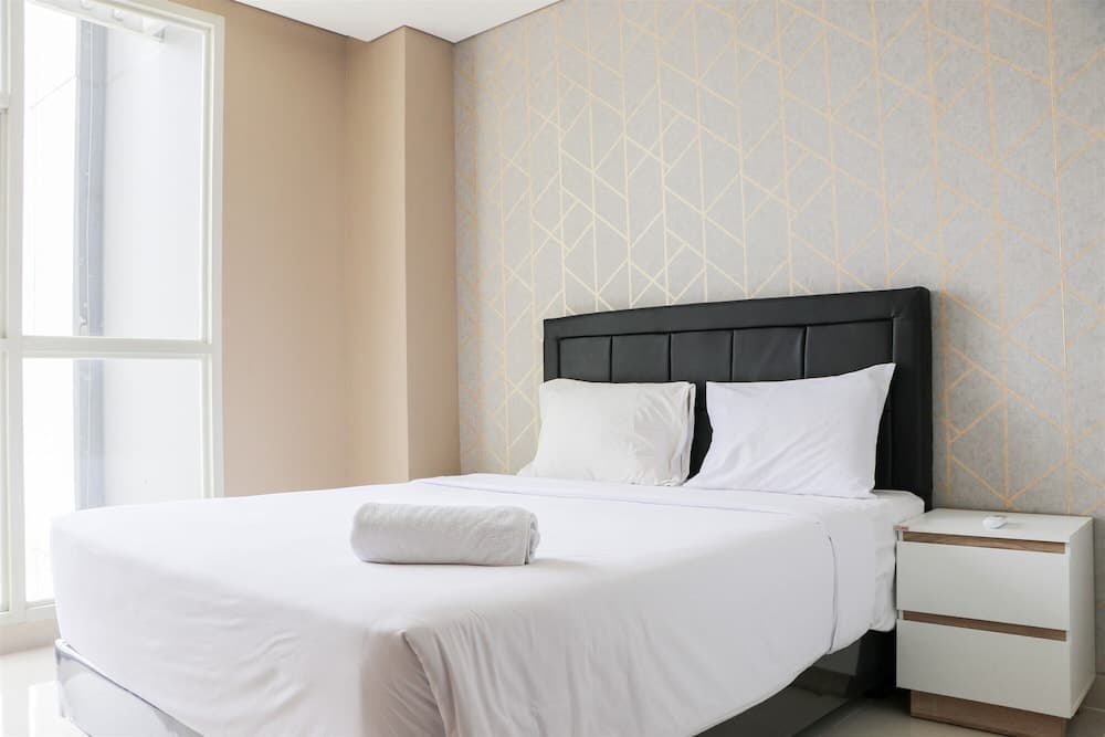 Modern And Compact Designed 1Br At Ciputra International Apartment