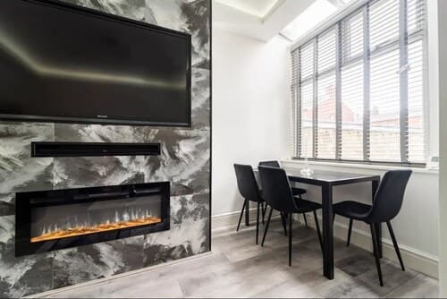 House With Modern Interior, Conveniently Located