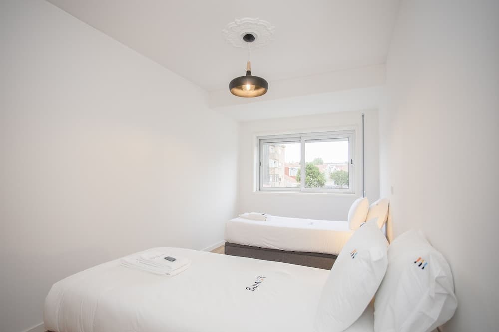 Liiiving - Modern Design Home