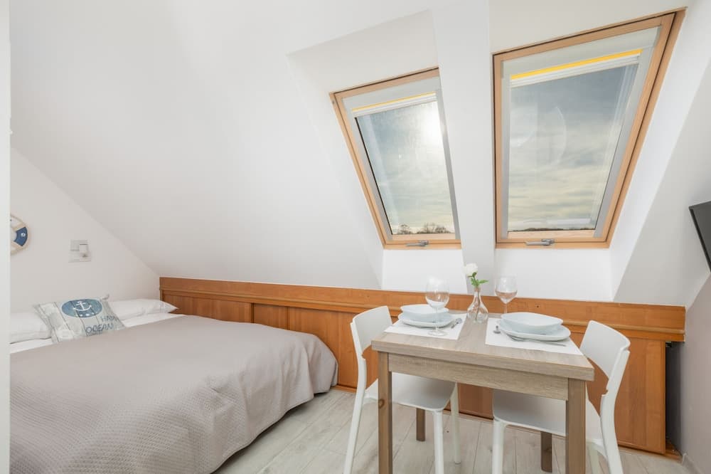 Promenada Apartment Mielno by Renters