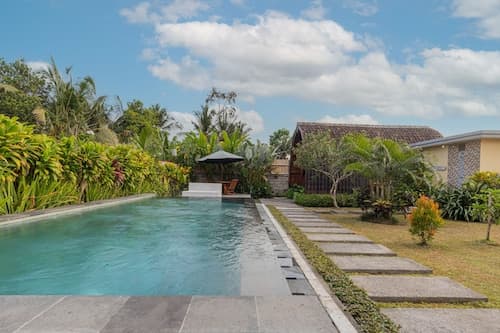 Kubu Selat Villa and Glamping