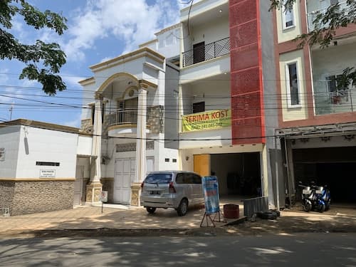 Hotel O Mely Homestay
