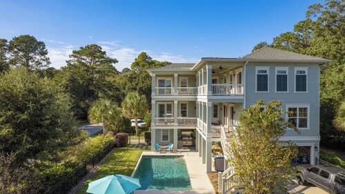 Sweetbay by Avantstay 1 Min Walk to Beach + Pool