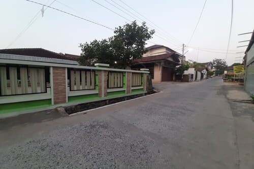Hotel O Sengon Kostel Syariah