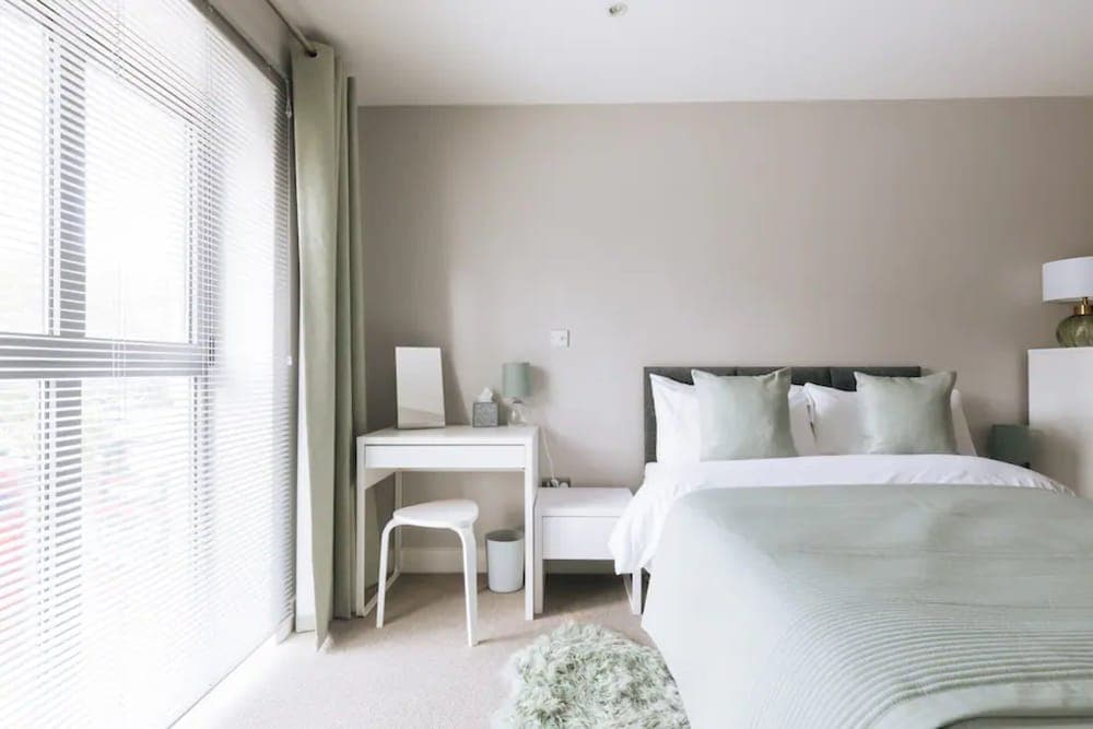 Contemporary 1BD Flat - Bristol City Centre!