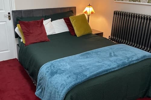 1bed Pet Friendly, Wifi, Parking - 40m to London