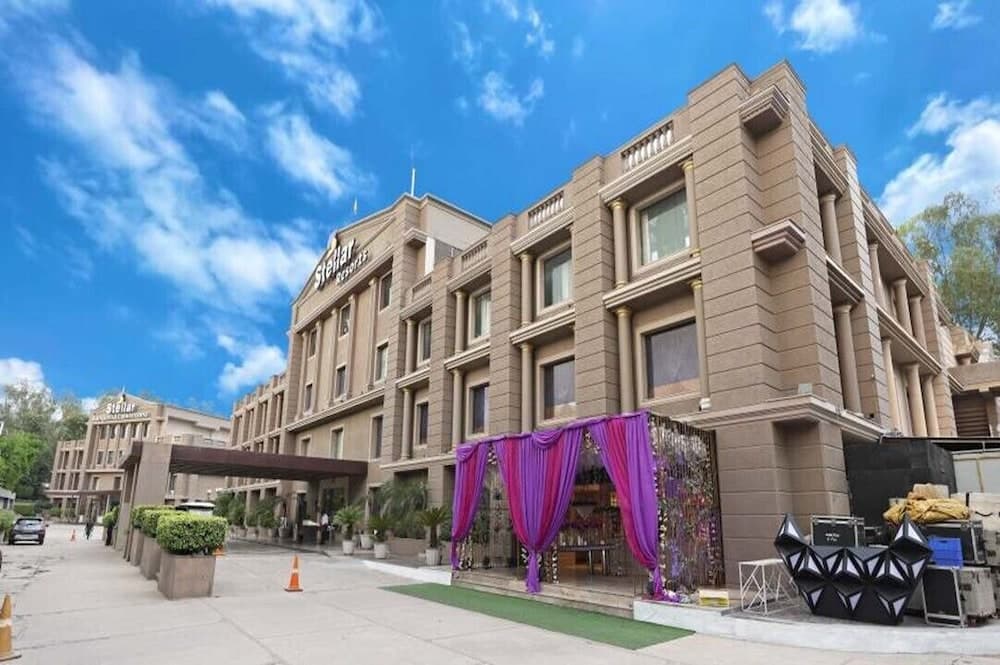 Konaklama yerinin ön cephesi