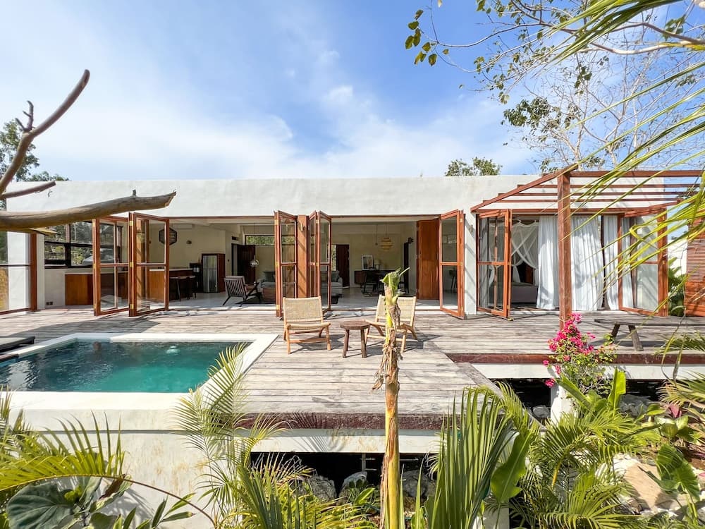 Nowhere Villa