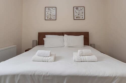 Bright & Contemporary 1bedroom Annexe - Herne Hill!