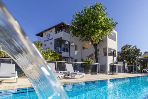 Şirin Baba Otel